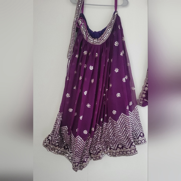 Dazzling Purple Georgette Lehenga Choli - Picture 8 of 15